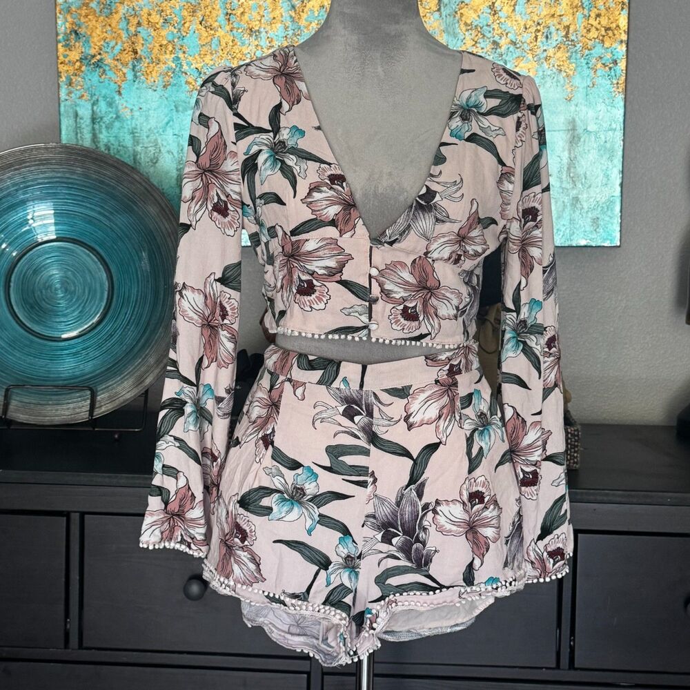 Paris & Me Floral Rayon Two Piece Set Crop Button TopShorts Bust 30–31” W26–27”